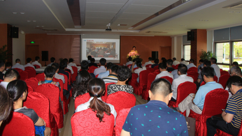 参加“全市构建和谐劳动关系建设推进会” 领导走进QY球友会科技园